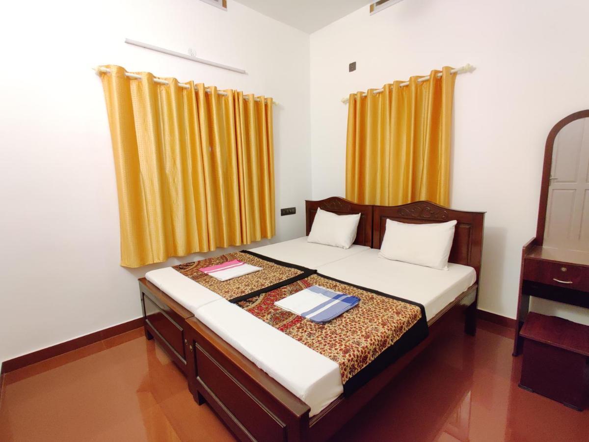 Calvin'S Inn Kochi Екстер'єр фото